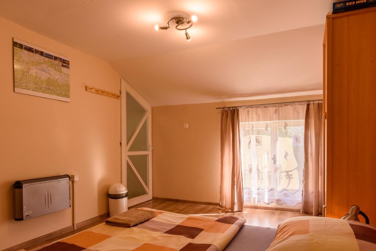 Chatka Elegant Bešeňová المظهر الخارجي الصورة